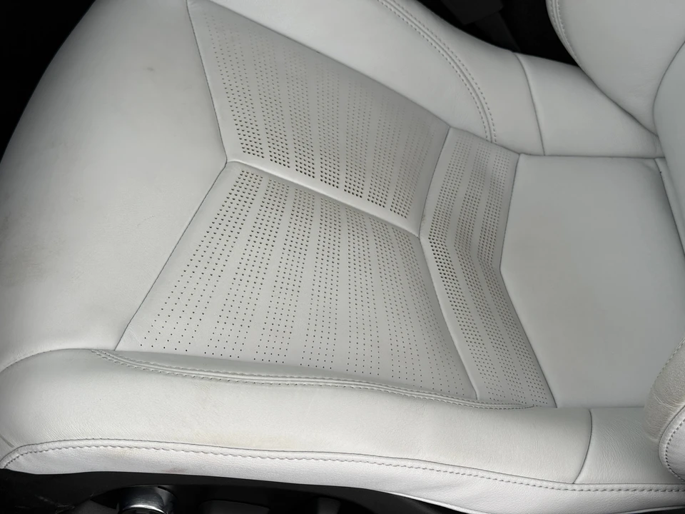 2025 Chevrolet Corvette C8 - Image 22 of 31