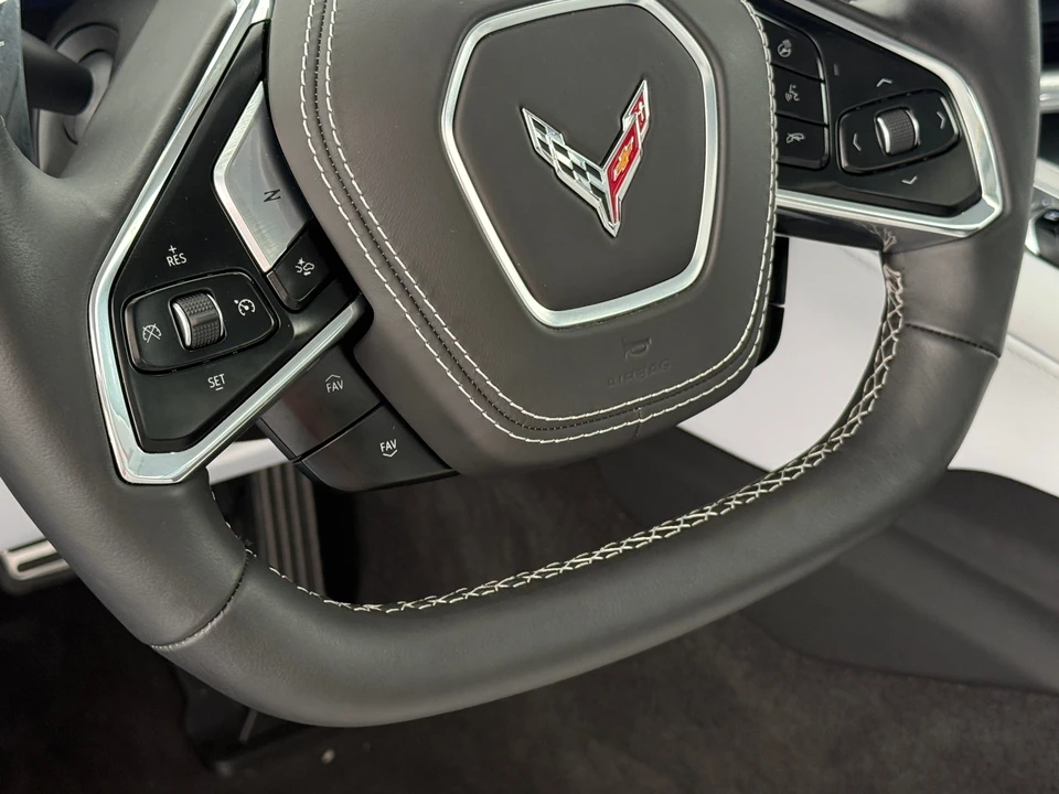 2025 Chevrolet Corvette C8 - Image 23 of 31