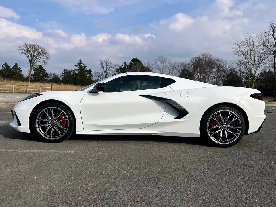 2025 Chevrolet Corvette C8 - Image 8 of 12