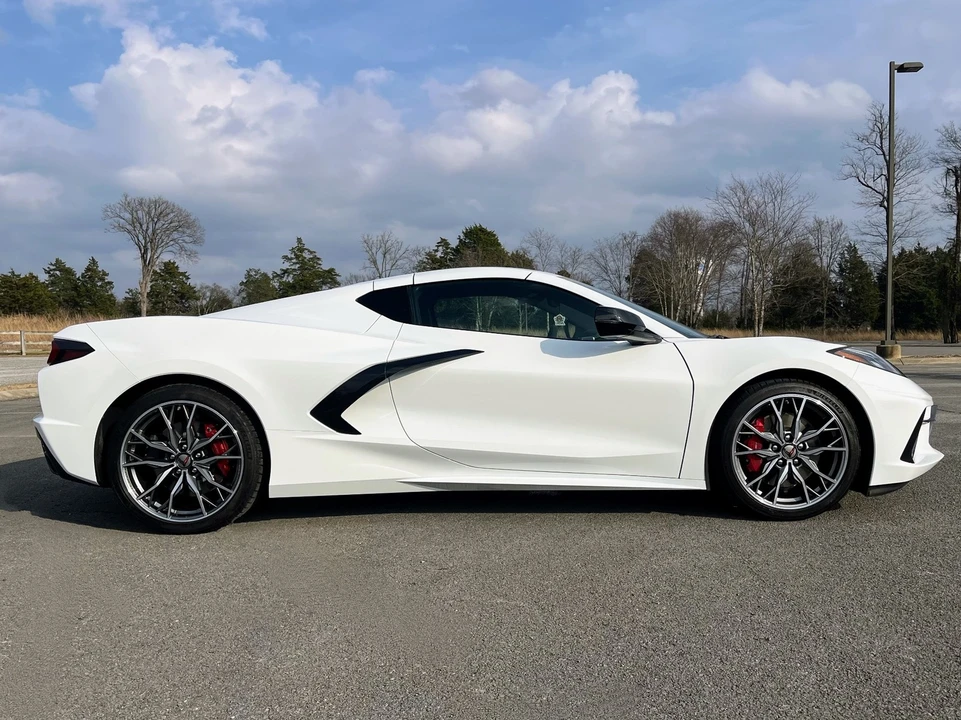 2025 Chevrolet Corvette C8 - Image 7 of 12