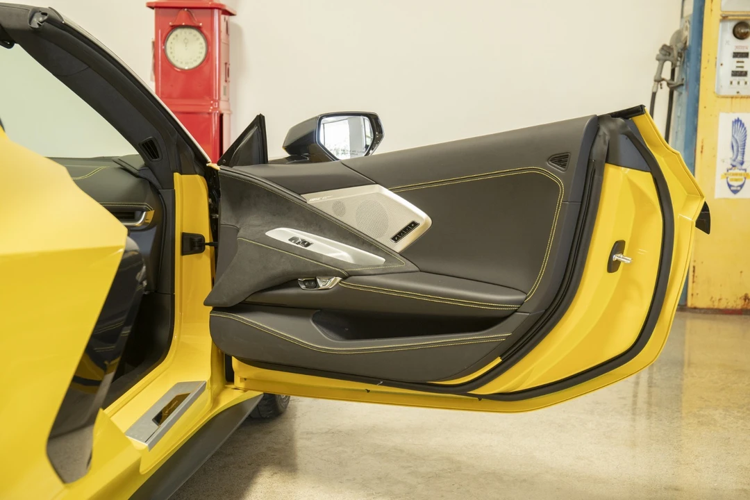 2025 Chevrolet Corvette C8 - Image 20 of 29