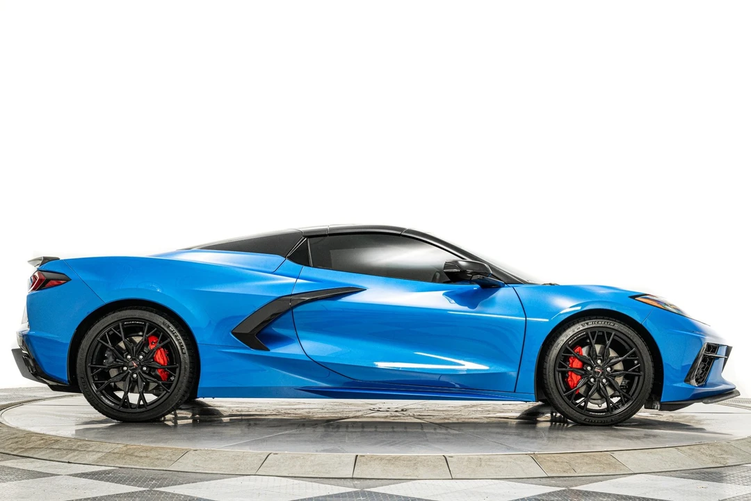 2025 Chevrolet Corvette C8 - Image 18 of 21