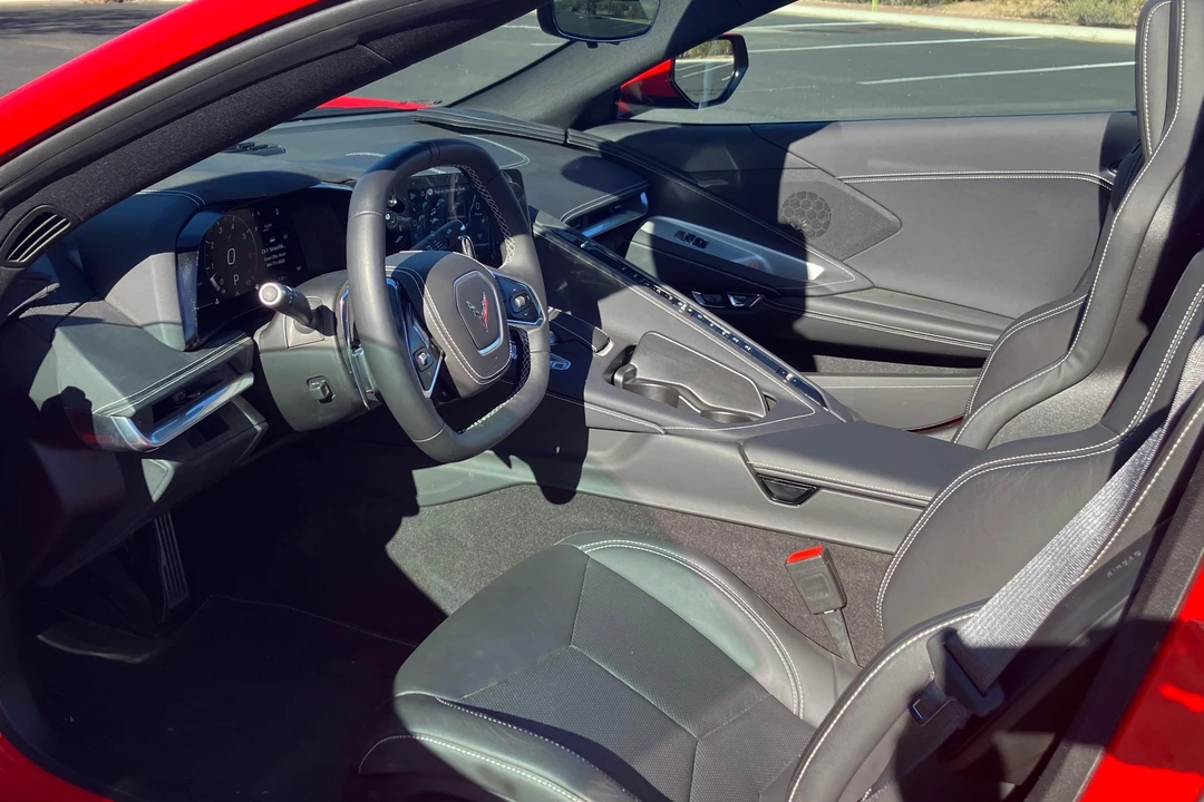 2025 Chevrolet Corvette C8 - Image 17 of 31