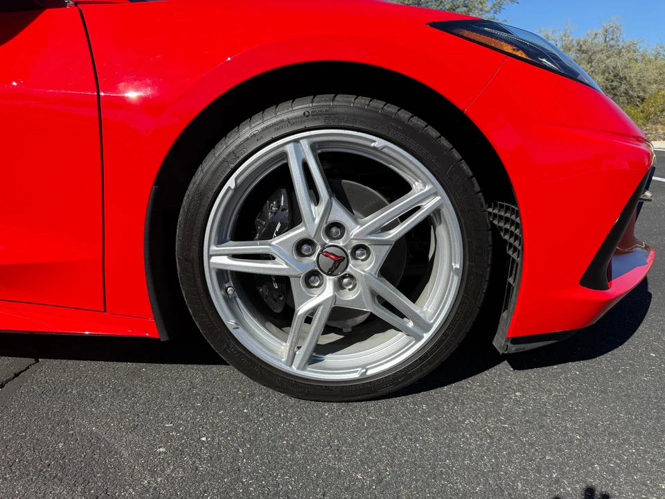 2025 Chevrolet Corvette C8 - Image 16 of 31