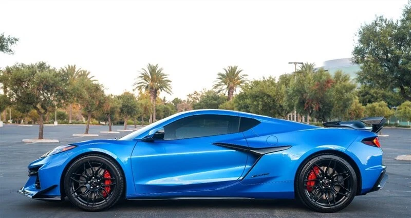 2025 Chevrolet Corvette C8 Z06 - Image 9 of 21