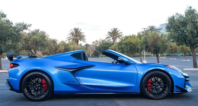 2025 Chevrolet Corvette C8 Z06 - Image 7 of 21