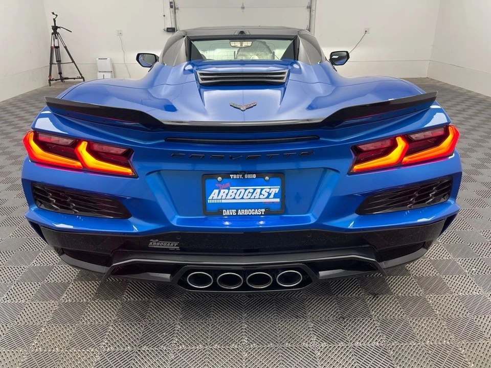 2025 Chevrolet Corvette C8 Z06 - Image 11 of 21