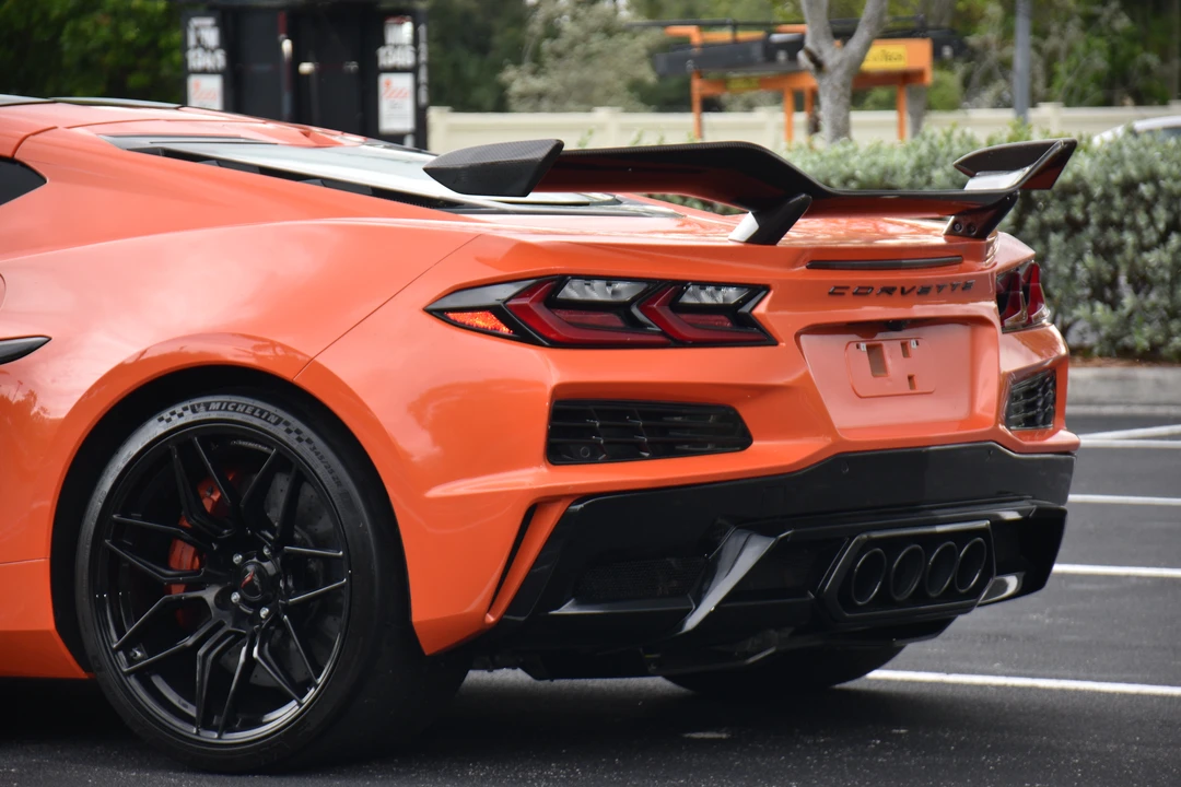 2025 Chevrolet Corvette C8 Z06 - Image 12 of 25