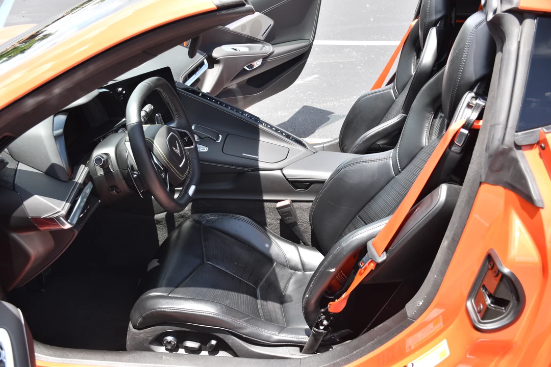 2025 Chevrolet Corvette C8 Z06 - Image 16 of 25
