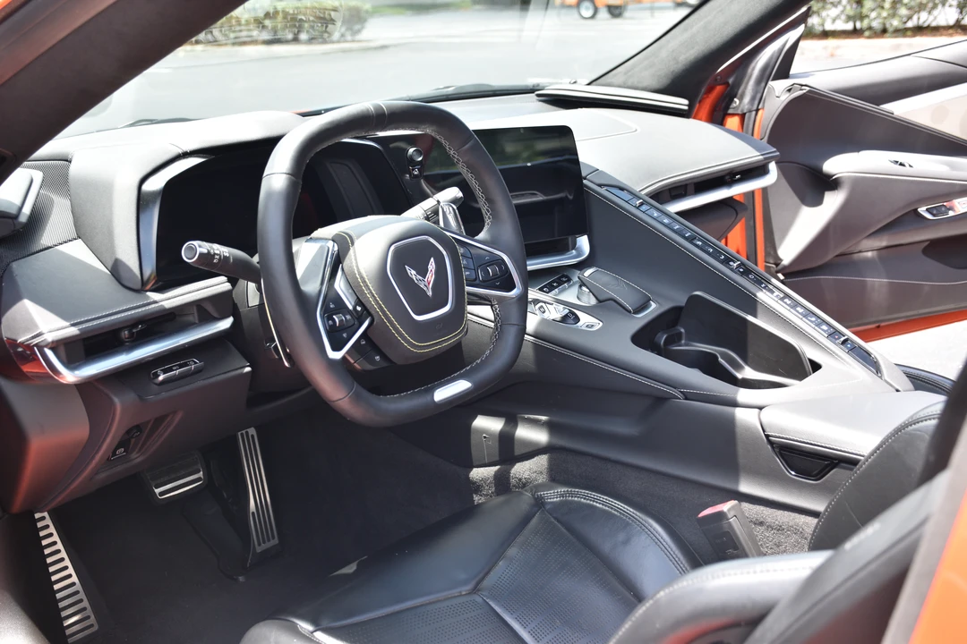2025 Chevrolet Corvette C8 Z06 - Image 18 of 25