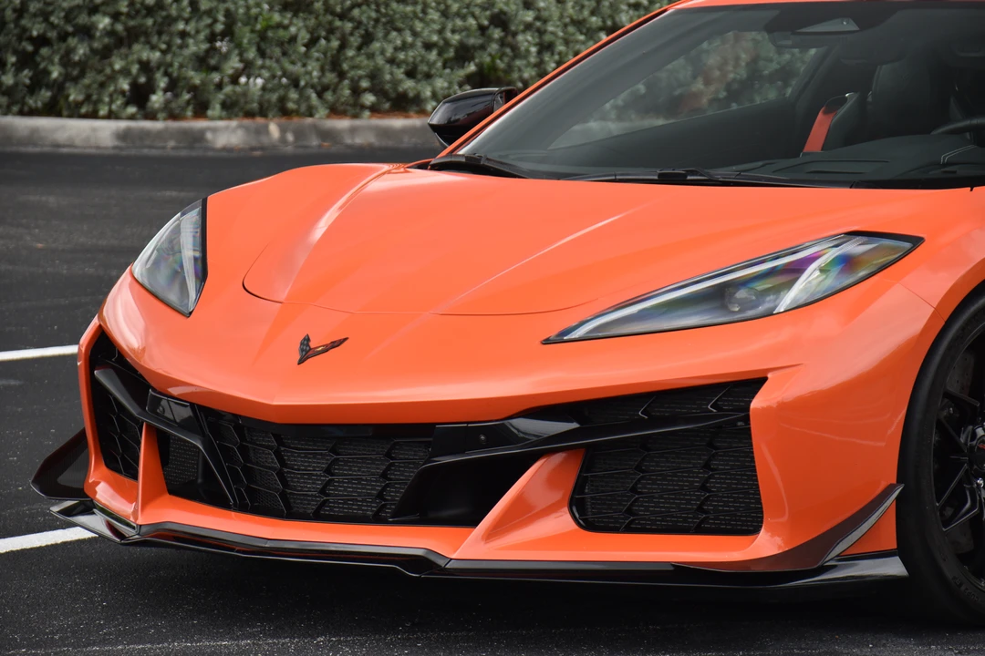 2025 Chevrolet Corvette C8 Z06 - Image 11 of 25