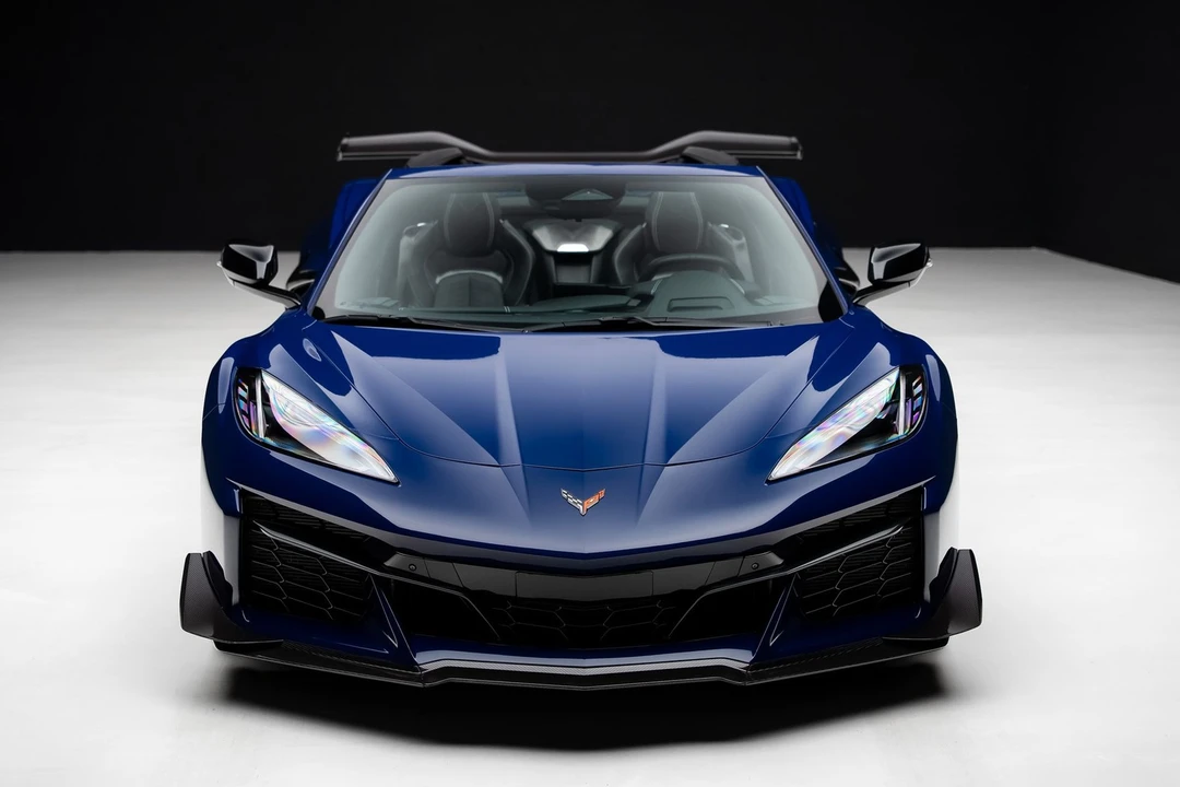 2025 Chevrolet Corvette C8 Z06 - Image 8 of 31