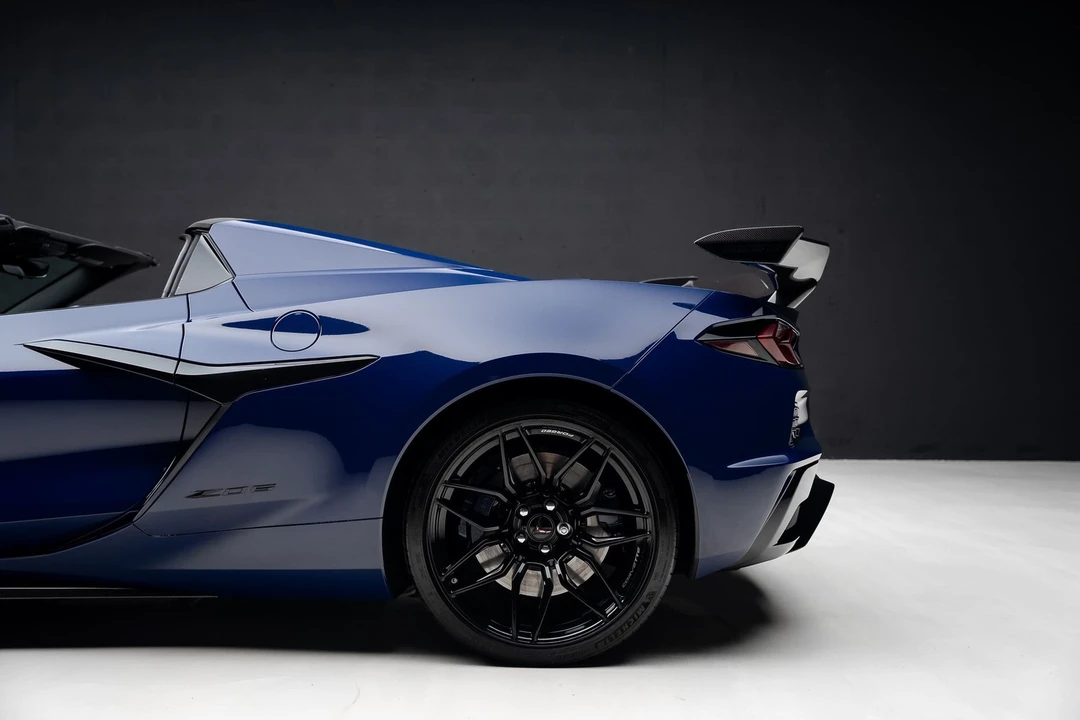 2025 Chevrolet Corvette C8 Z06 - Image 24 of 31