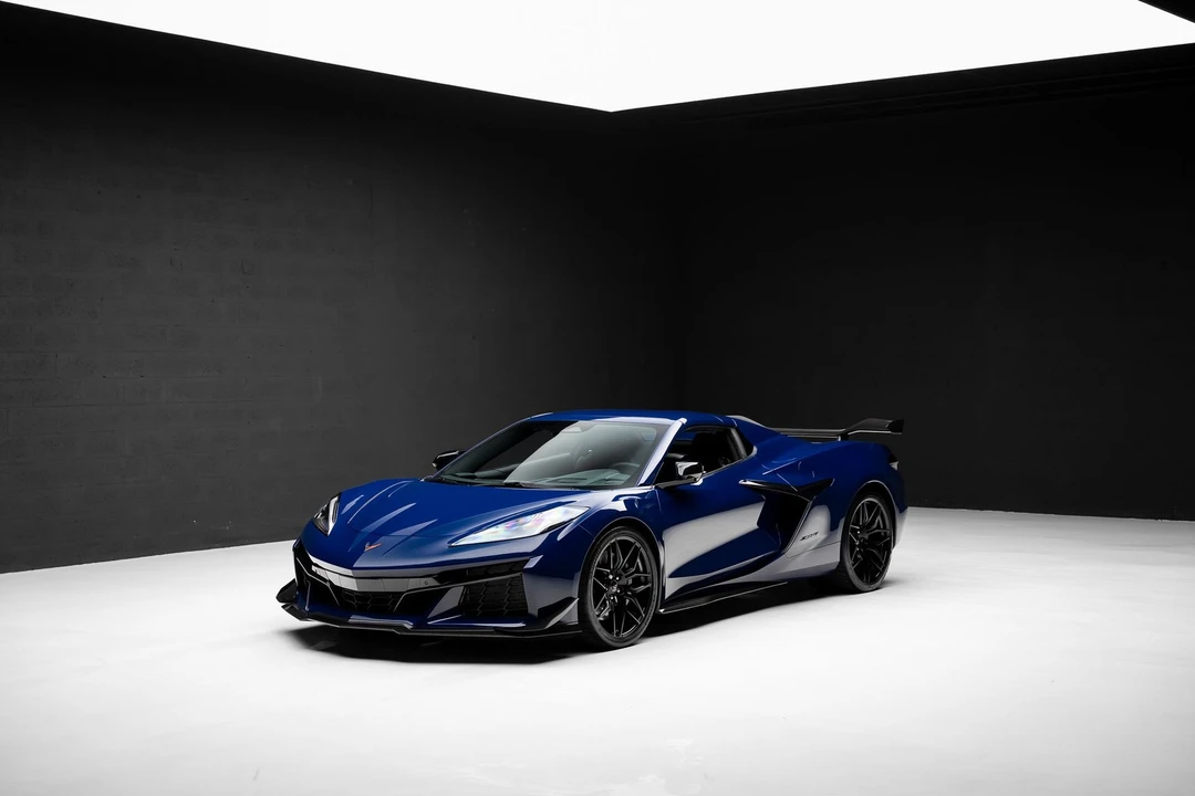 2025 Chevrolet Corvette C8 Z06 - Image 4 of 31