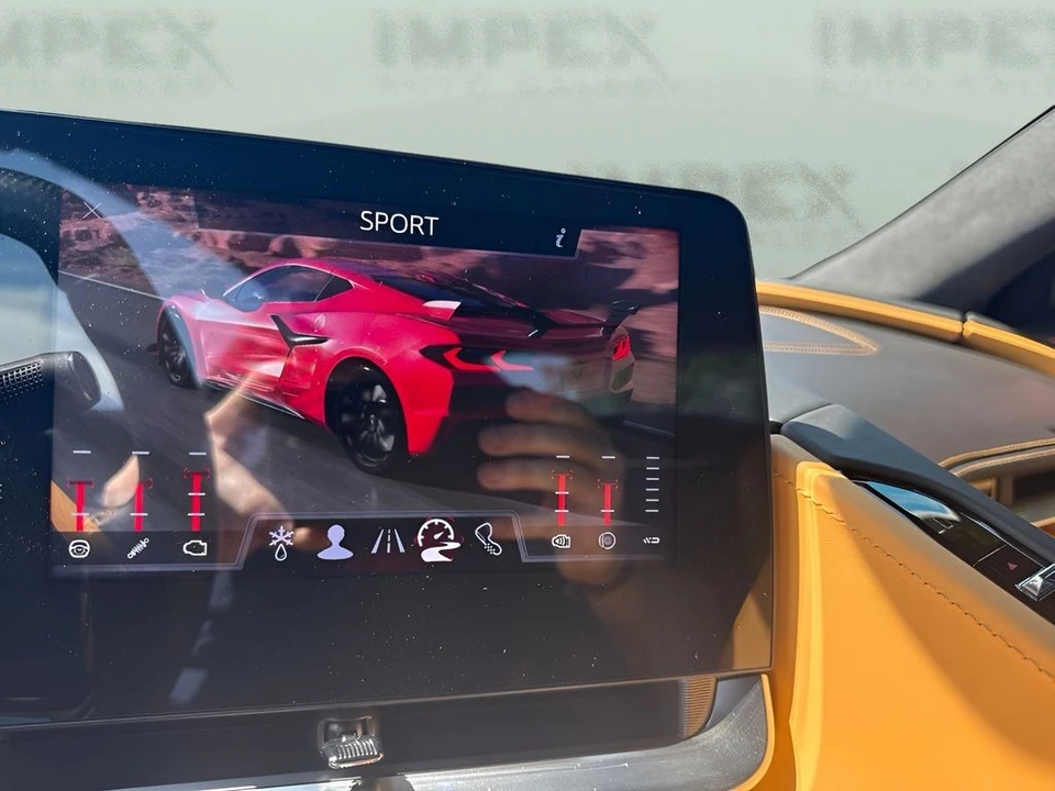 2025 Chevrolet Corvette C8 Z06 - Image 21 of 31