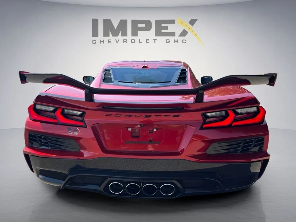2025 Chevrolet Corvette C8 Z06 - Image 4 of 31