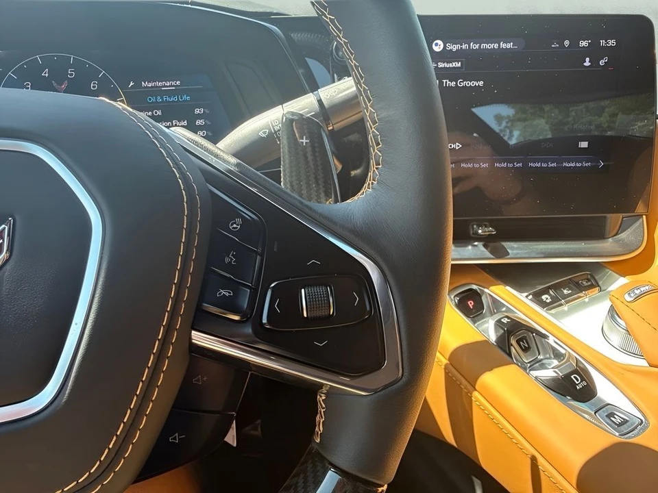 2025 Chevrolet Corvette C8 Z06 - Image 14 of 31