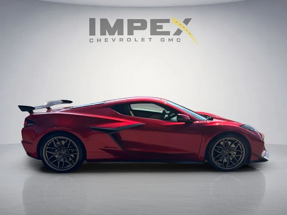 2025 Chevrolet Corvette C8 Z06 - Image 6 of 31