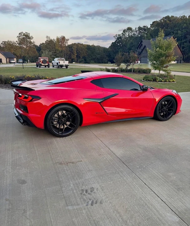 2025 Chevrolet Corvette C8 Z06 - Image 2 of 5