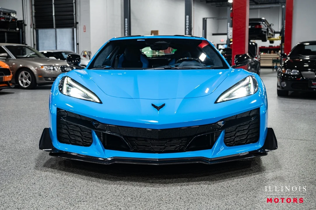 2025 Chevrolet Corvette C8 Z06 - Image 8 of 21