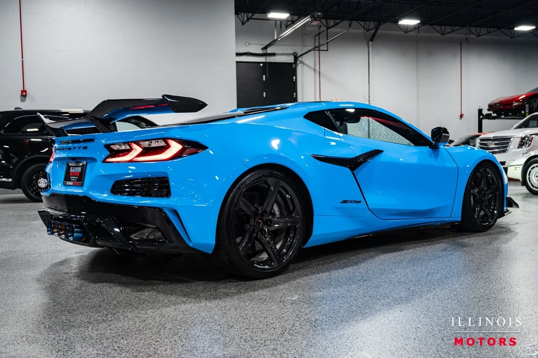 2025 Chevrolet Corvette C8 Z06 - Image 5 of 21