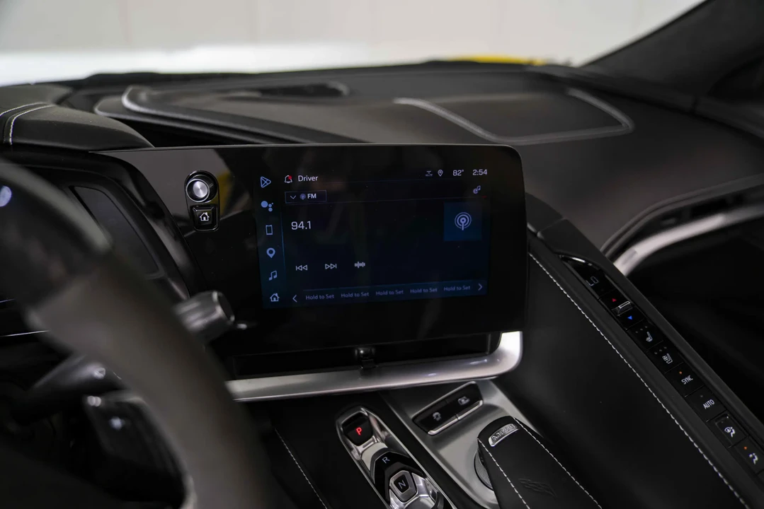 2025 Chevrolet Corvette C8 Z06 - Image 19 of 31