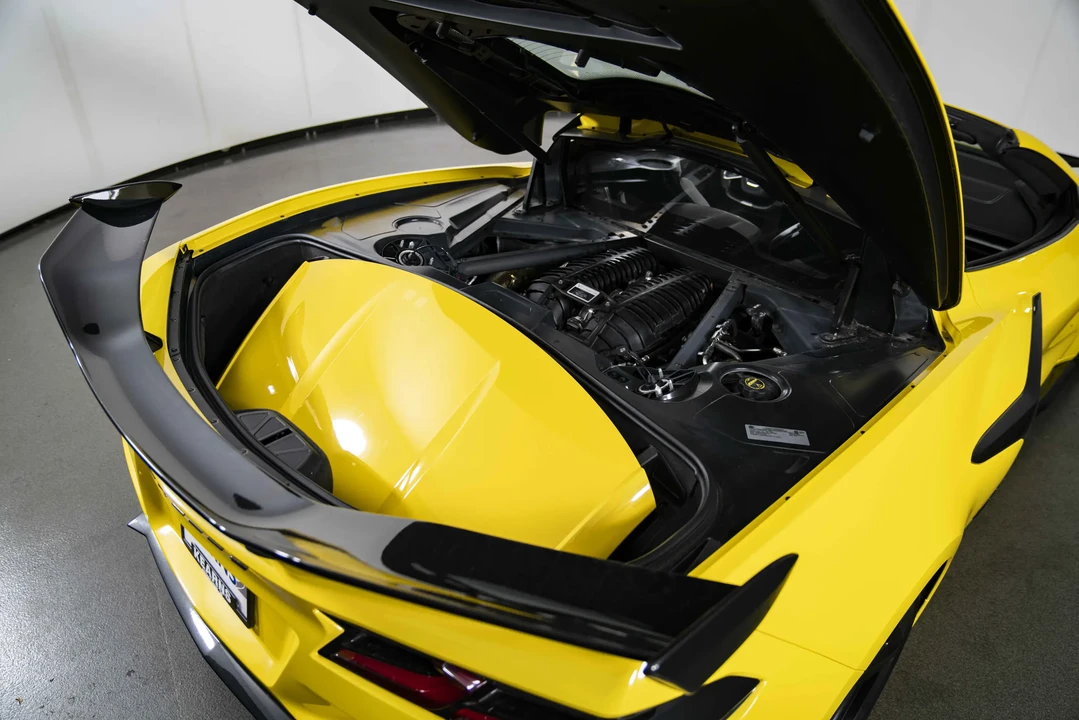 2025 Chevrolet Corvette C8 Z06 - Image 25 of 31