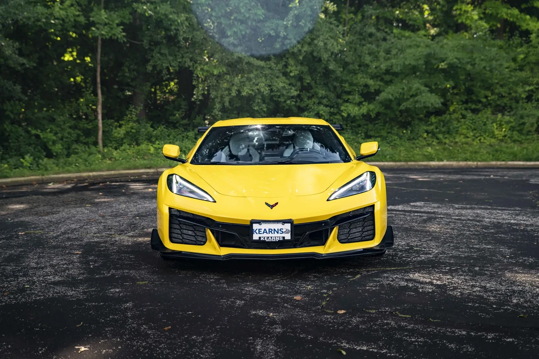 2025 Chevrolet Corvette C8 Z06 - Image 27 of 31