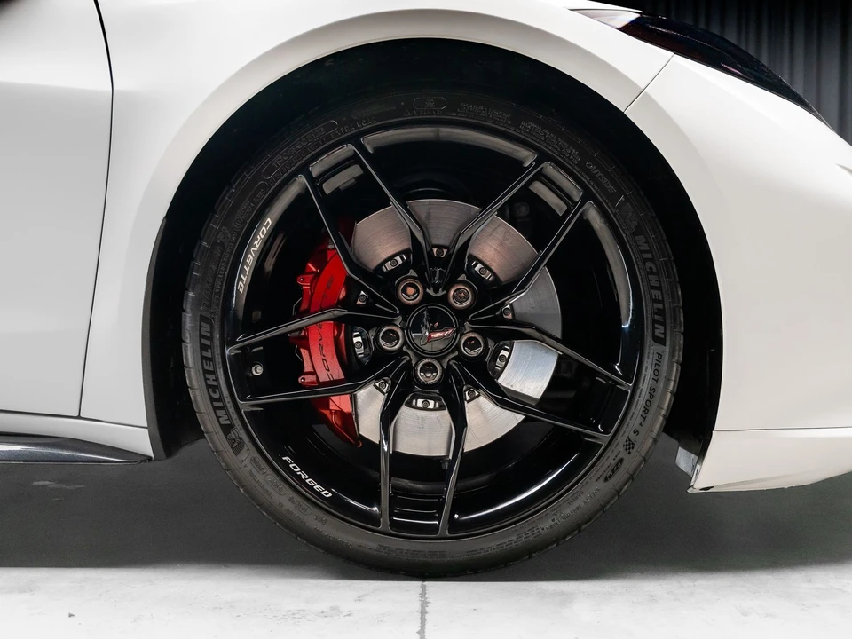 2025 Chevrolet Corvette C8 Z06 - Image 27 of 31