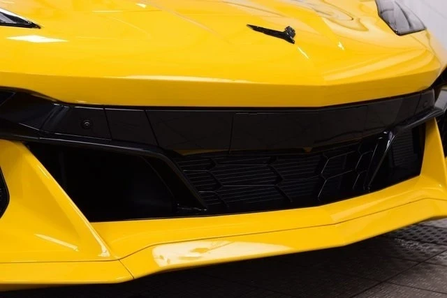 2025 Chevrolet Corvette C8 Z06 - Image 11 of 21