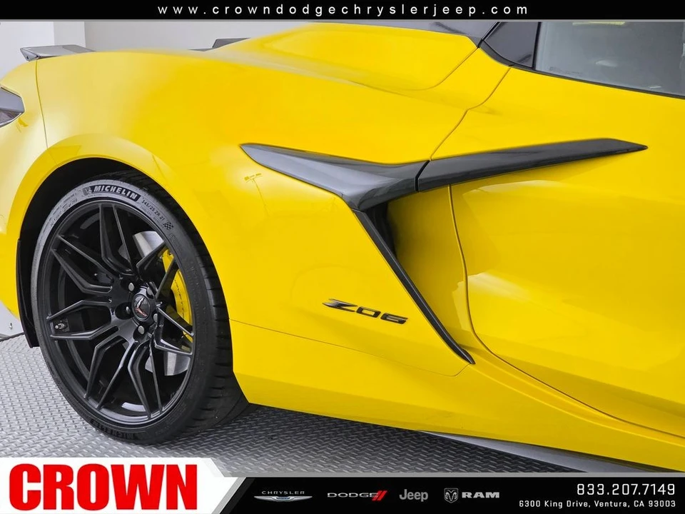 2025 Chevrolet Corvette C8 Z06 - Image 10 of 31