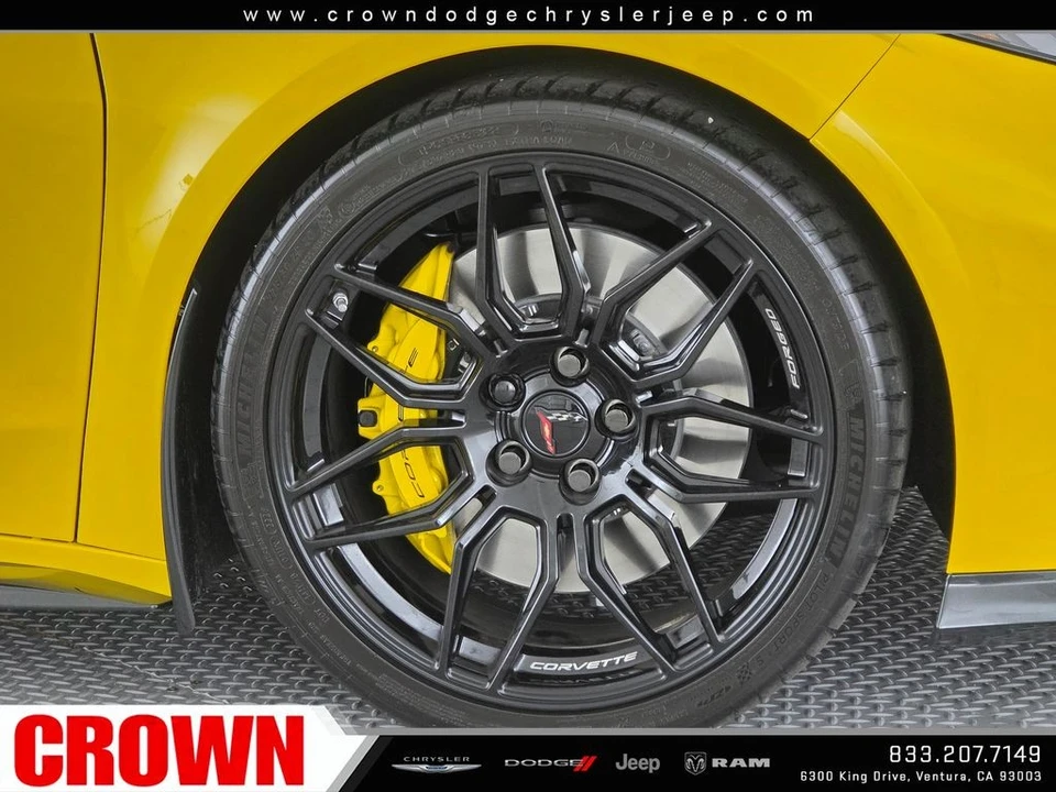 2025 Chevrolet Corvette C8 Z06 - Image 9 of 31