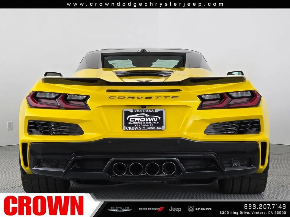 2025 Chevrolet Corvette C8 Z06 - Image 6 of 31