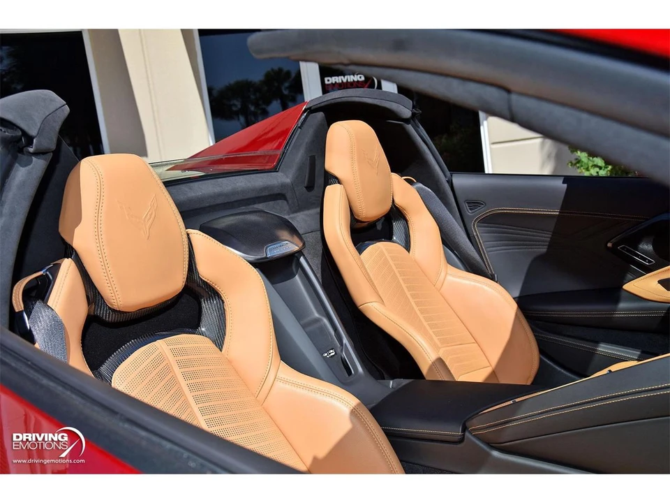2025 Chevrolet Corvette C8 Z06 - Image 12 of 31