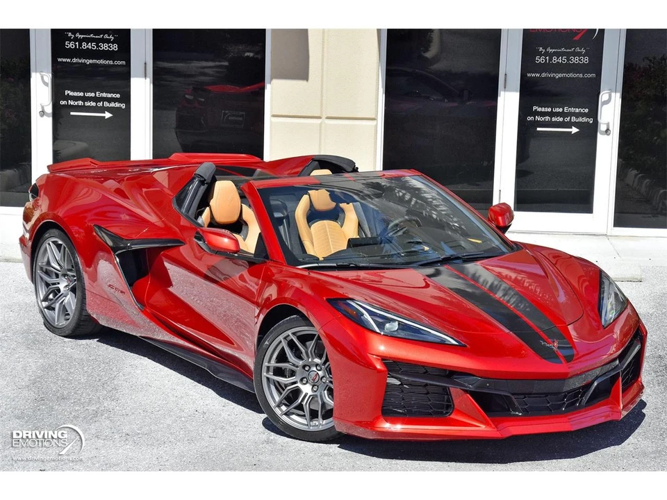 2025 Chevrolet Corvette C8 Z06 - Image 4 of 31