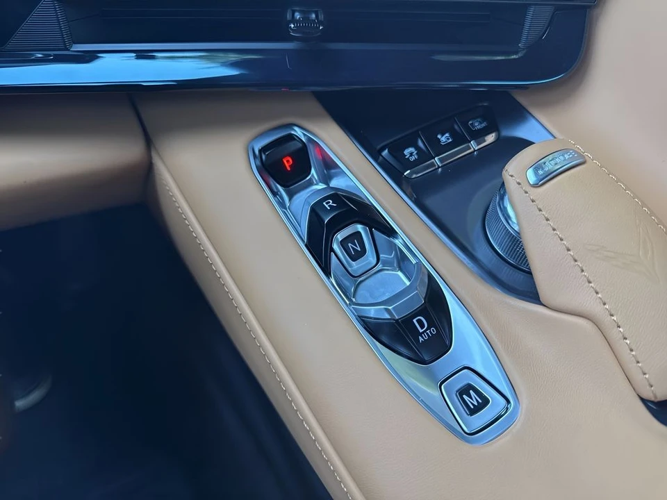 2025 Chevrolet Corvette C8 Z06 - Image 19 of 31