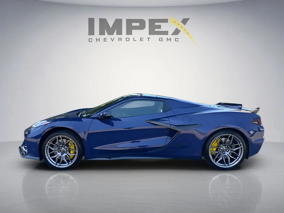 2025 Chevrolet Corvette C8 Z06 - Image 3 of 31