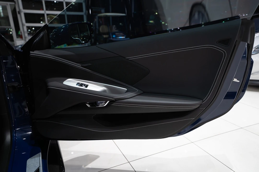 2025 Chevrolet Corvette C8 Z06 - Image 28 of 31