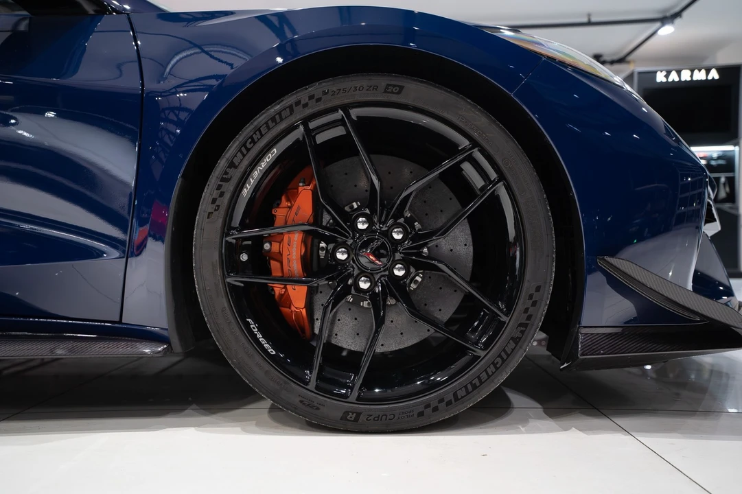 2025 Chevrolet Corvette C8 Z06 - Image 18 of 31