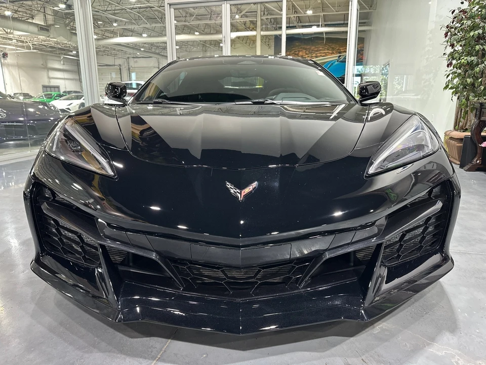 2025 Chevrolet - Image 19 of 31