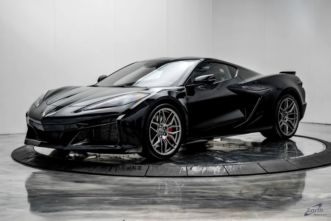 2025 Chevrolet Corvette C8 Z06 - Image 3 of 12