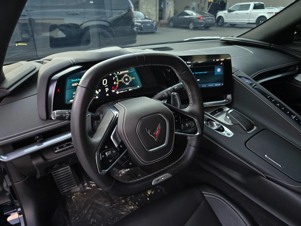 2025 Chevrolet Corvette C8 Z06 - Image 13 of 31