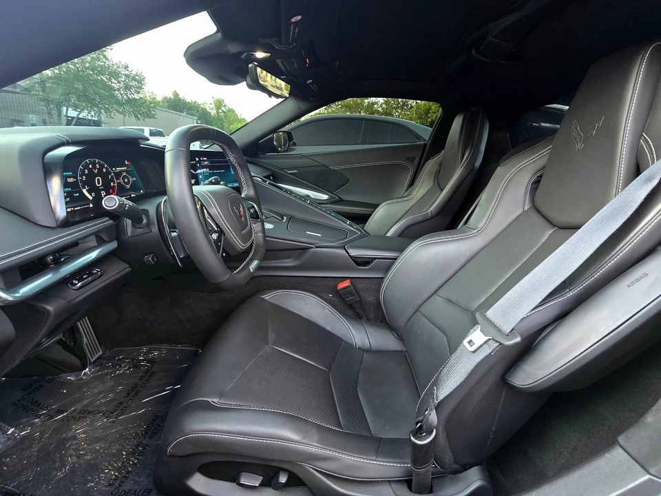 2025 Chevrolet Corvette C8 Z06 - Image 9 of 31