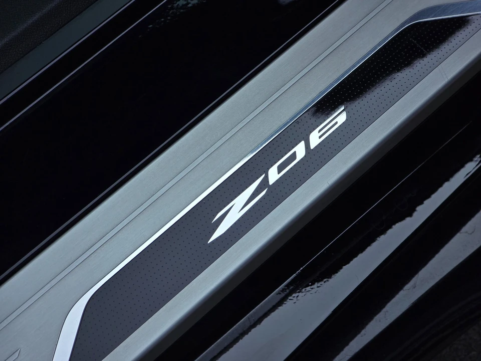 2025 Chevrolet Corvette C8 Z06 - Image 18 of 31