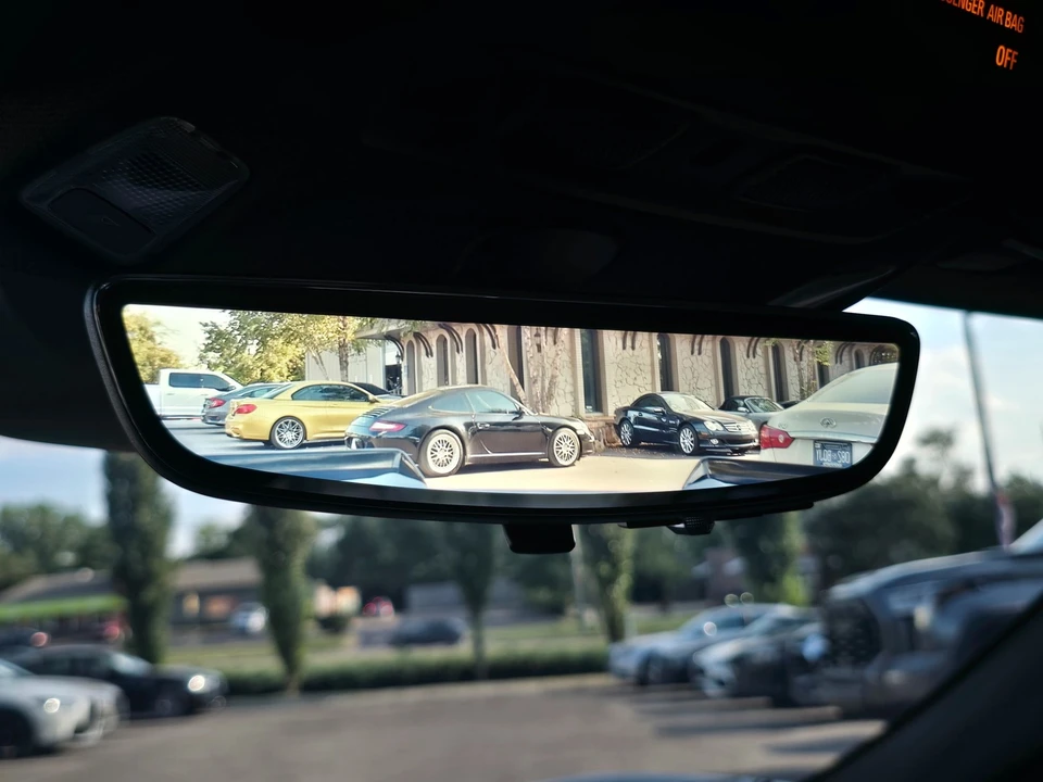 2025 Chevrolet Corvette C8 Z06 - Image 21 of 31