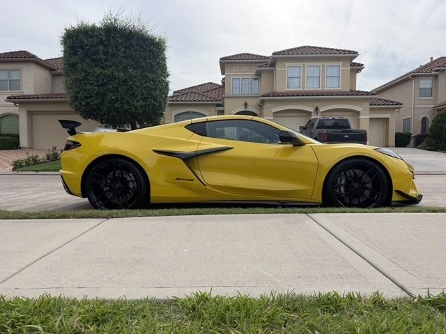 2025 Chevrolet Corvette C8 Z06 - Image 5 of 24