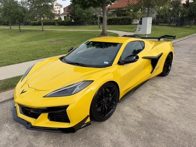 2025 Chevrolet Corvette C8 Z06 - Image 4 of 24