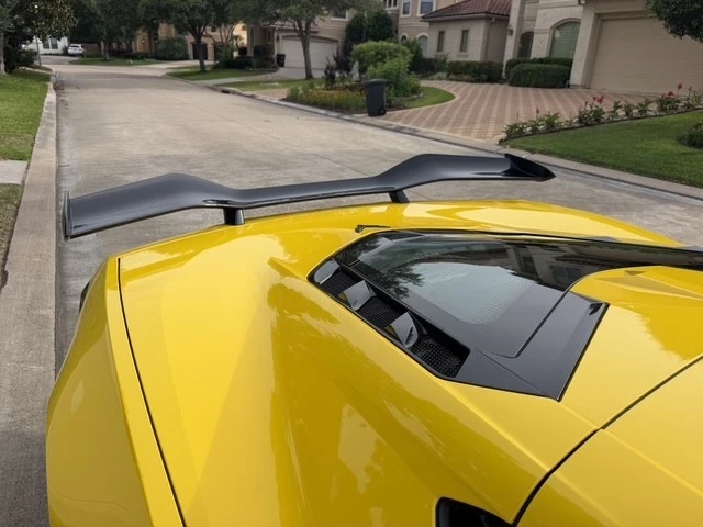 2025 Chevrolet Corvette C8 Z06 - Image 15 of 24