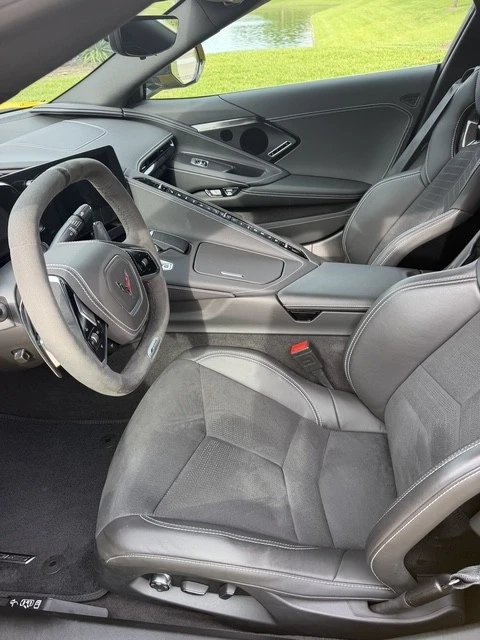 2025 Chevrolet Corvette C8 Z06 - Image 16 of 24