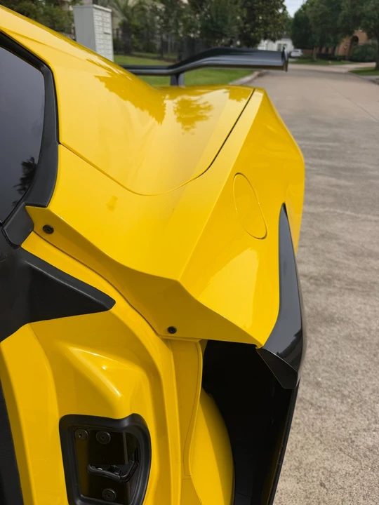 2025 Chevrolet Corvette C8 Z06 - Image 10 of 24